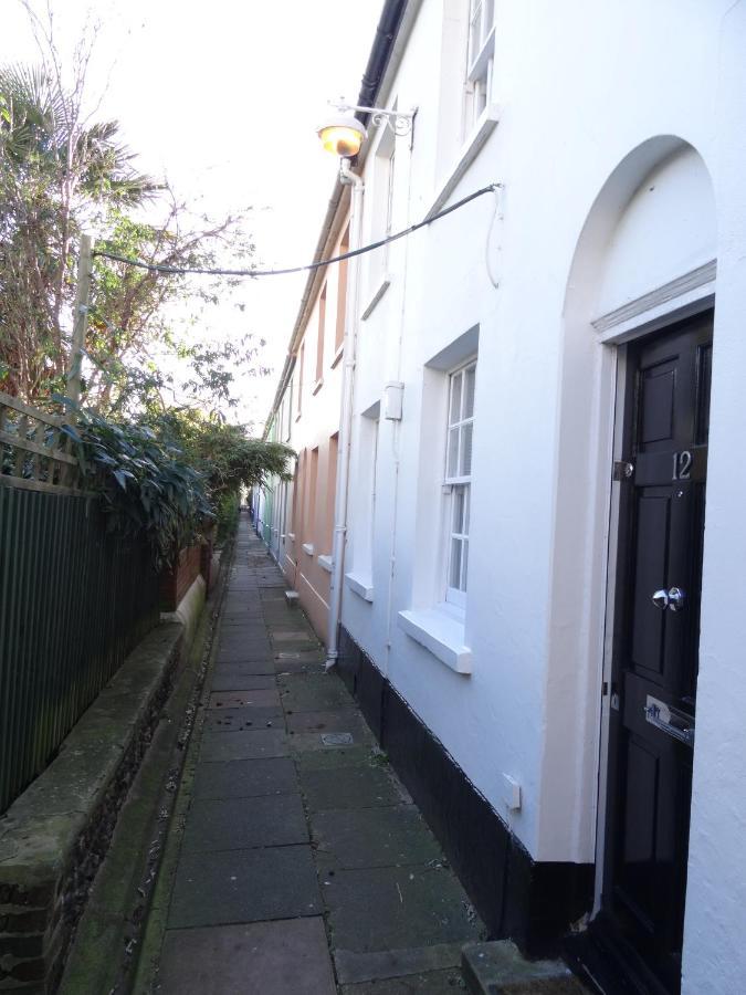 Charming Cottage & Garden - Central Brighton! Exterior photo