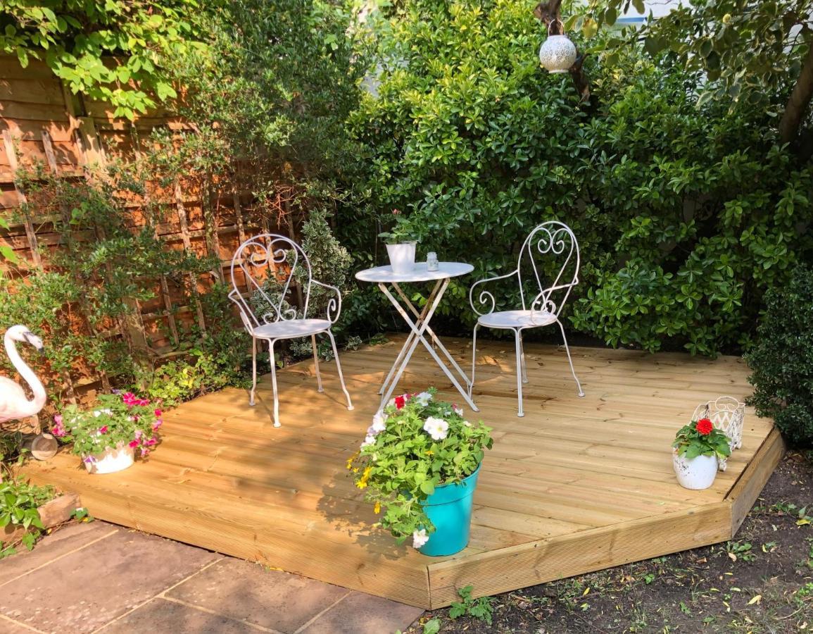 Charming Cottage & Garden - Central Brighton! Exterior photo